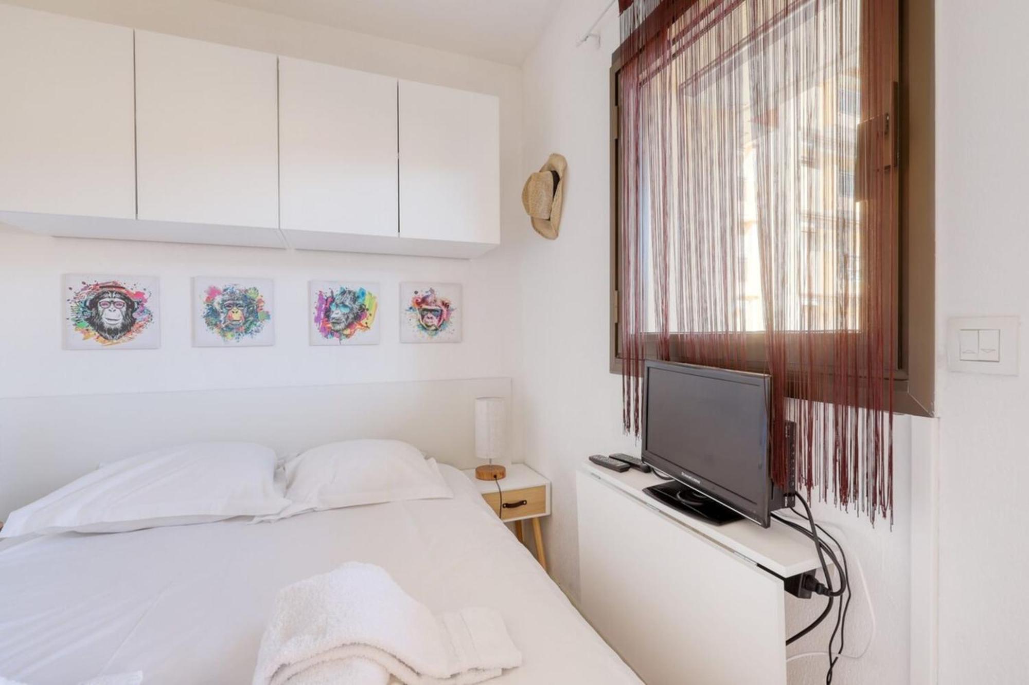 Lavandou - T2 In The City Center - 200 M From The Sea Le Lavandou Exterior photo